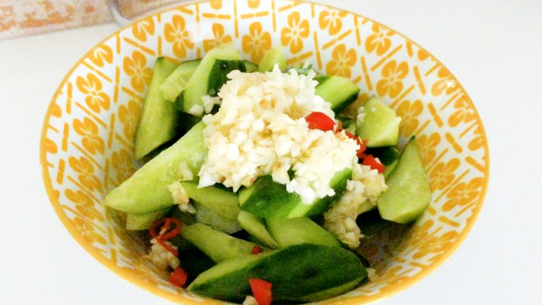 Chinese Cucumber Salad “凉拌青瓜”
