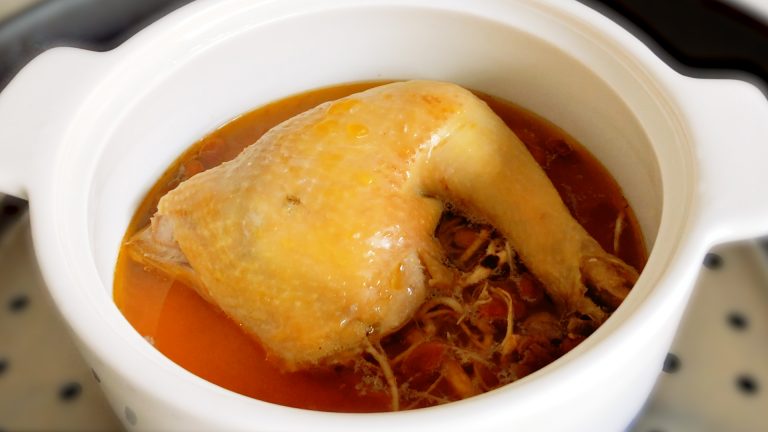 Steam Chicken with Ginseng Root “鸡腿蒸羊参须”