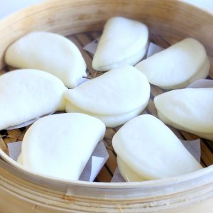 Chinese Steam Bao Buns “挂包”