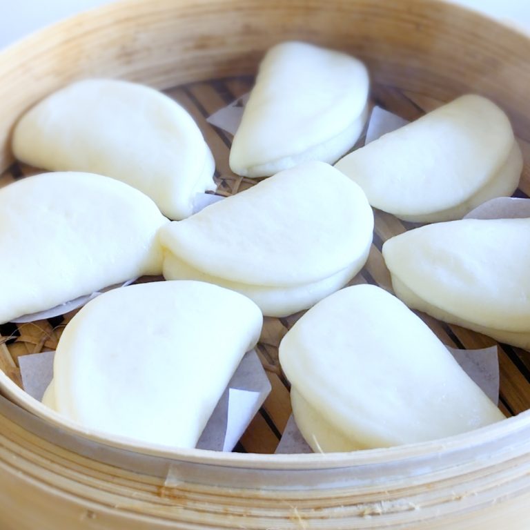 Chinese Steam Bao Buns “挂包”