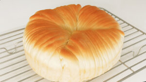 wool roll bread