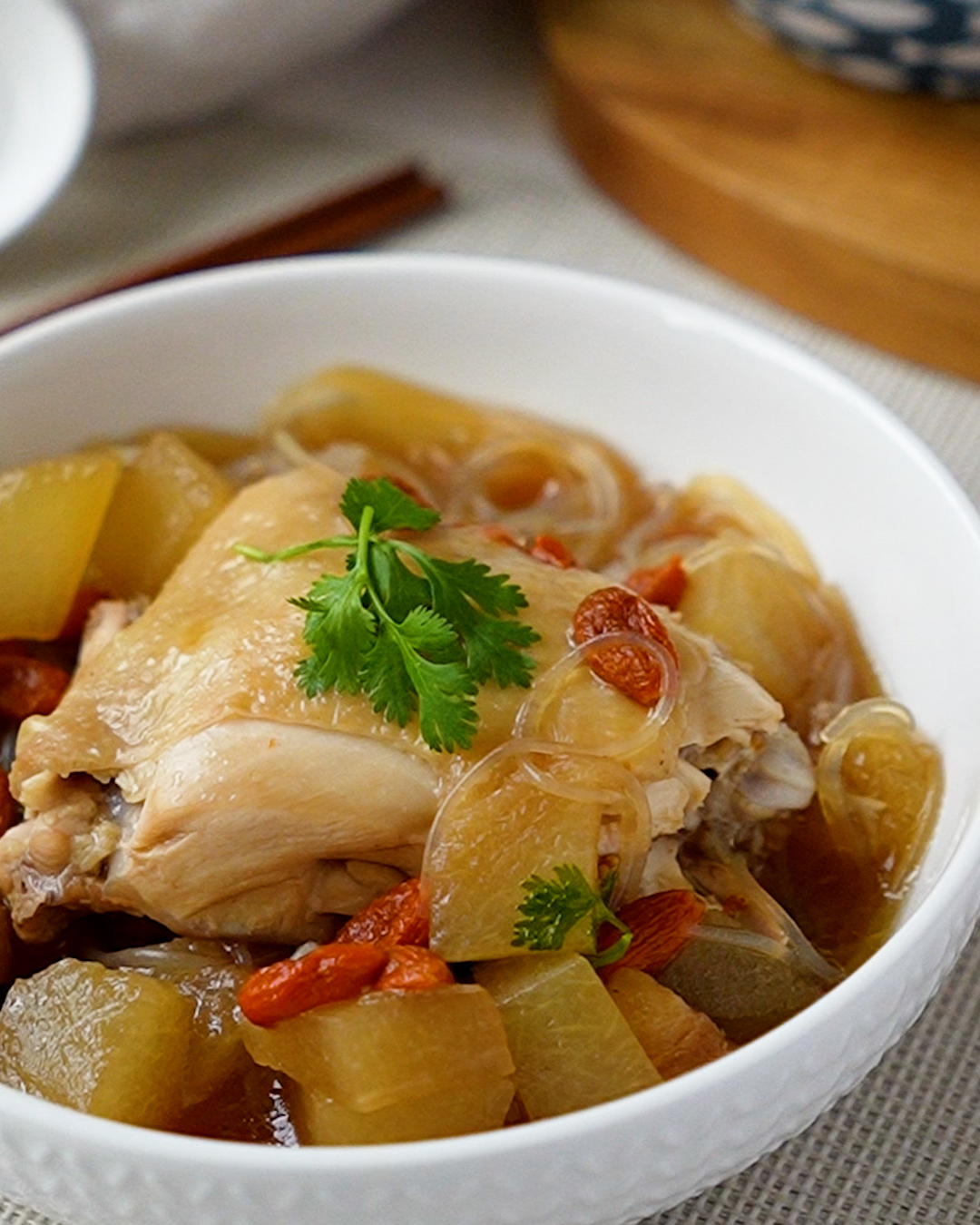 Steamed Chicken with Winter Melon and Glass Noodles