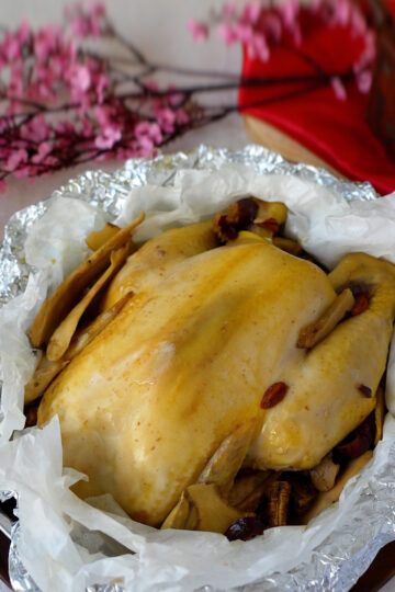 Steamed Herbal Chicken wrapped in Baking Paper