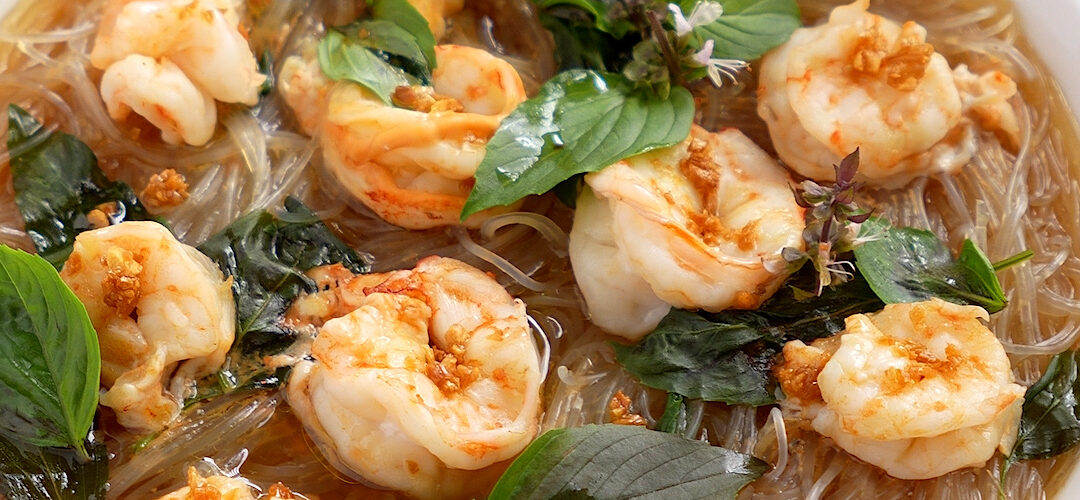 Steamed Prawns with Glass Noodles and Thai Basil
